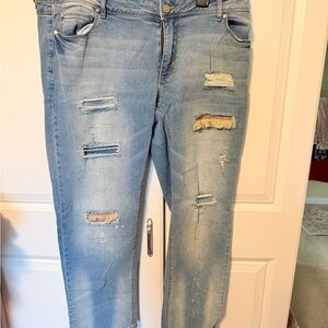Stylish Blue Distressed Women Jeans